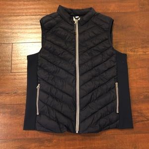 Women’s GAP Down Vest (size XL)